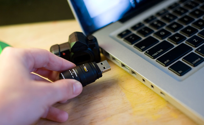 Regalos para fotógrafos Pendrive USB Cámara